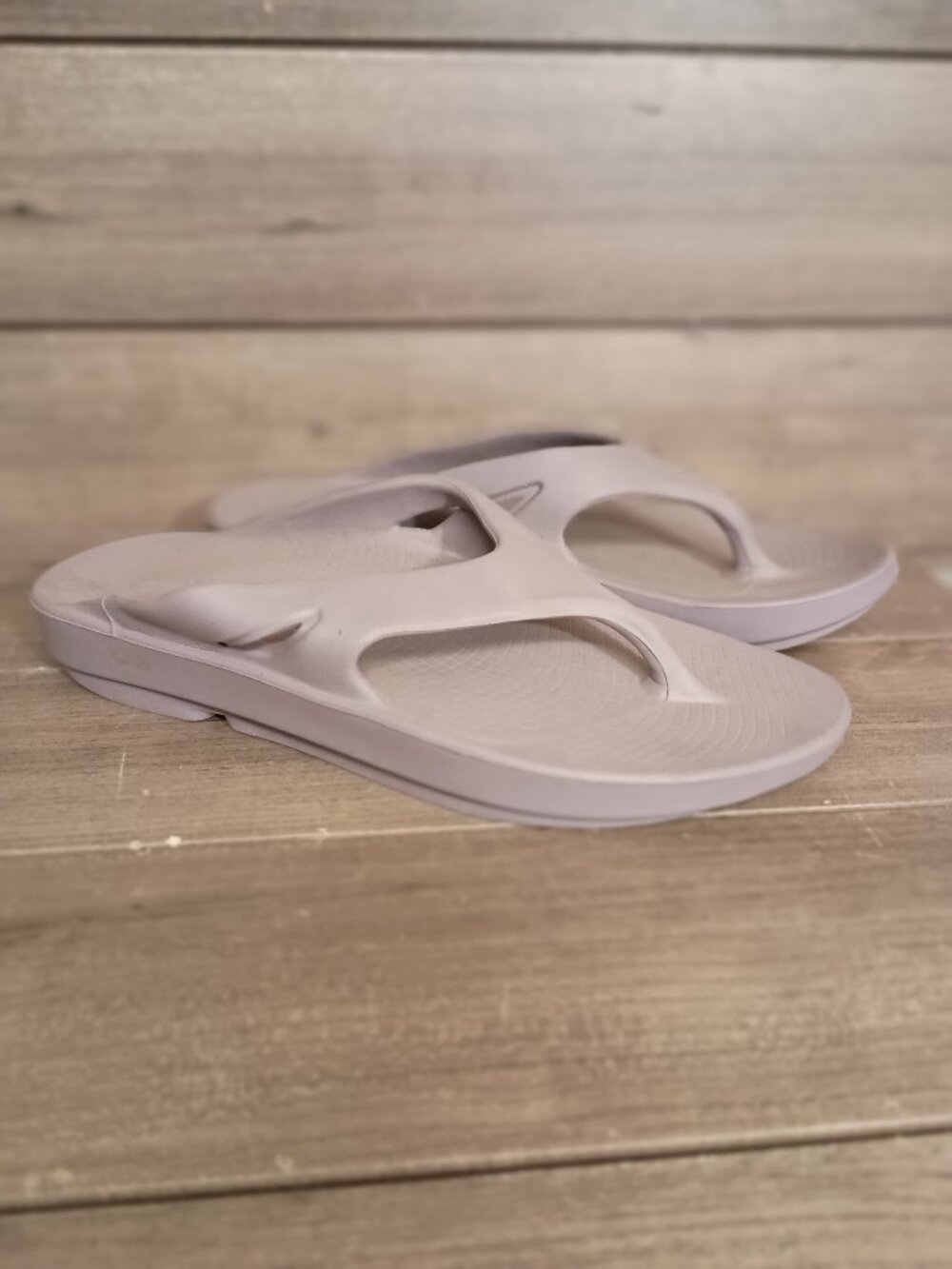 OOFOS OOlala Recovery Sandals Flip Flops Womens Size 14 Men 12 Purple
